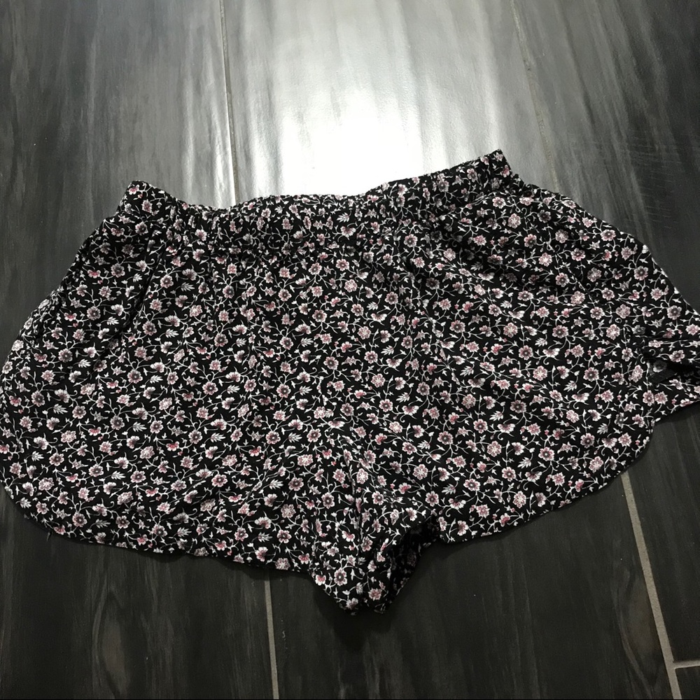 Brandy Melville Shorts! (Bundled with top)